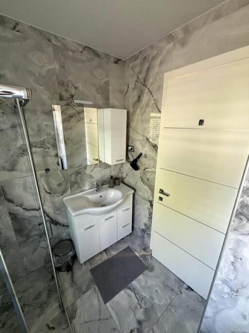 Villa Moste 3-Free Parking&Pool, Ev Station Ljubljana Extérieur photo